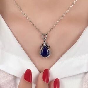 💙 Blue Sapphire Teardrop Pendant Necklace
